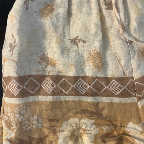 Scandal Italy black swan St Barths 100% linen crop top and shorts - Picture 3 of 4